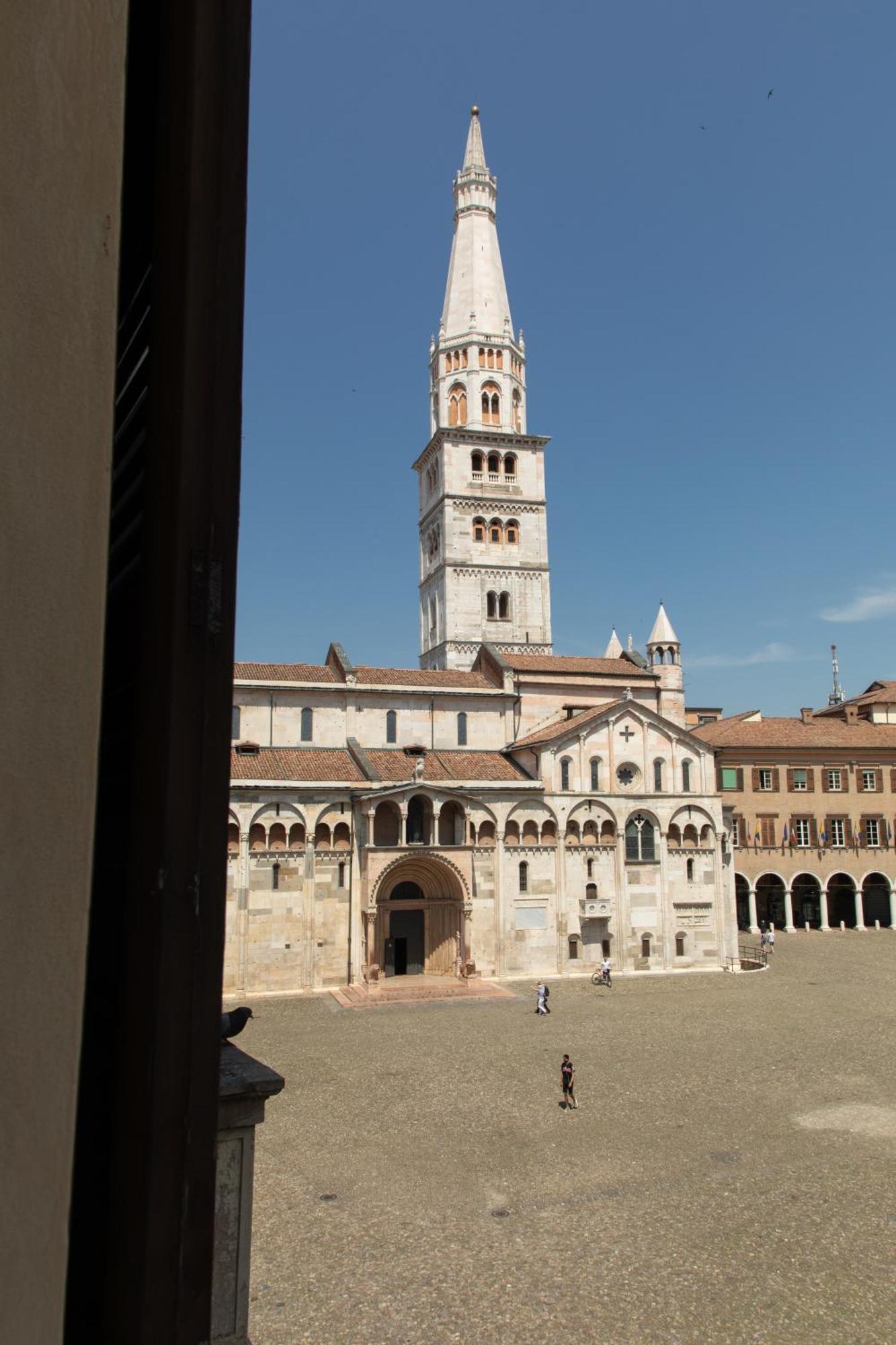 Bed and Breakfast Domus Tua Modena Zewnętrze zdjęcie
